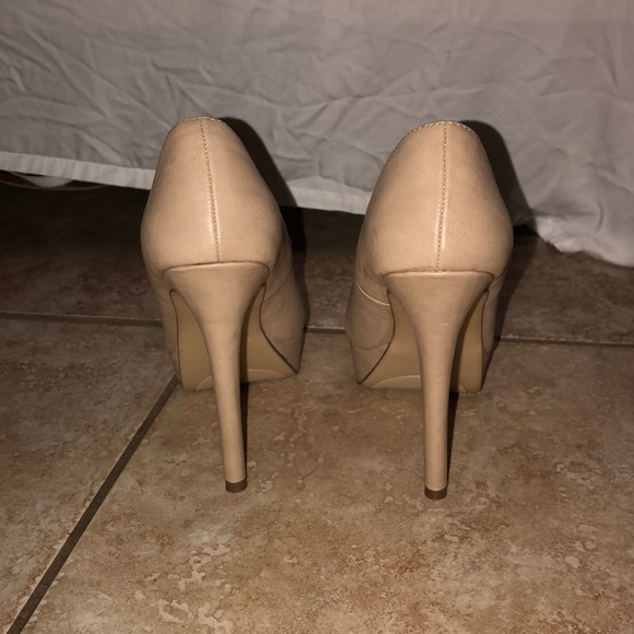 Trash Nude 5 1/4 inch Heels Size 8 1/2 - Picture 4 of 6